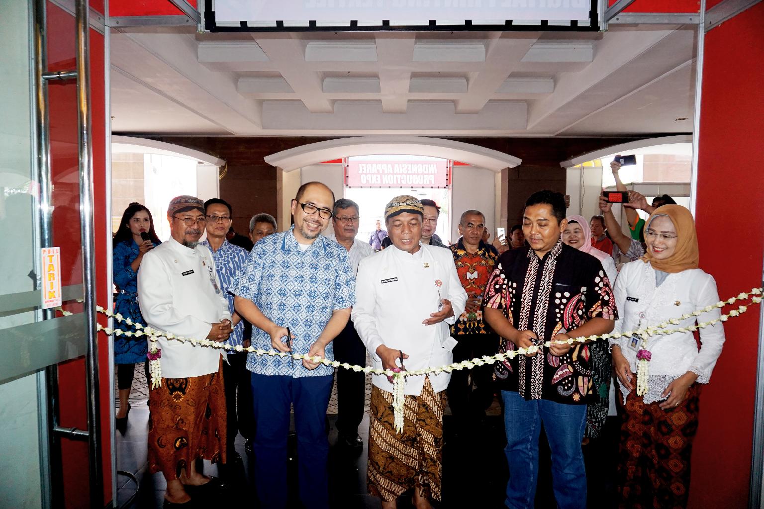 Pameran IAPE ke-6 dibuka, Solo menjadi Kota inspirasi.